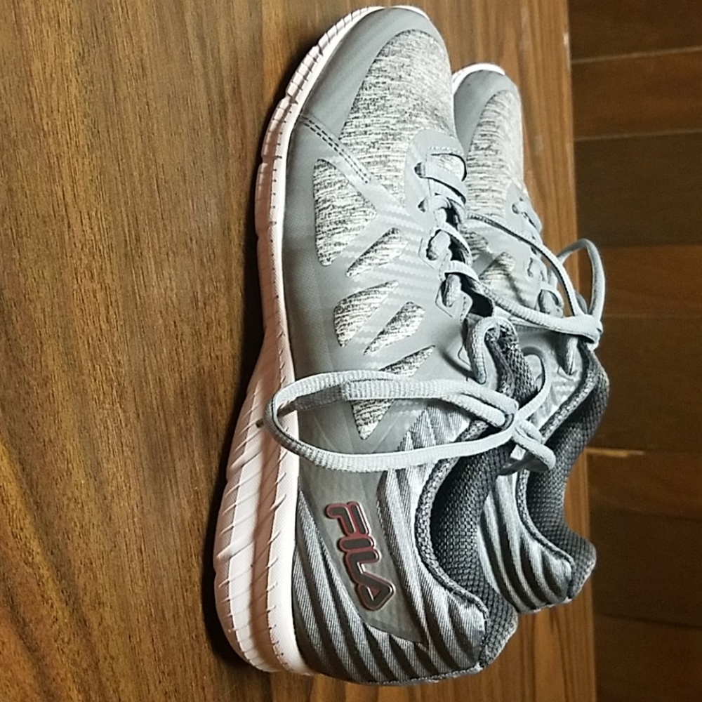 Fila memory foam finity 3 womens running shoes